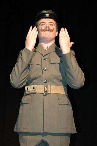 Allo Allo (39)